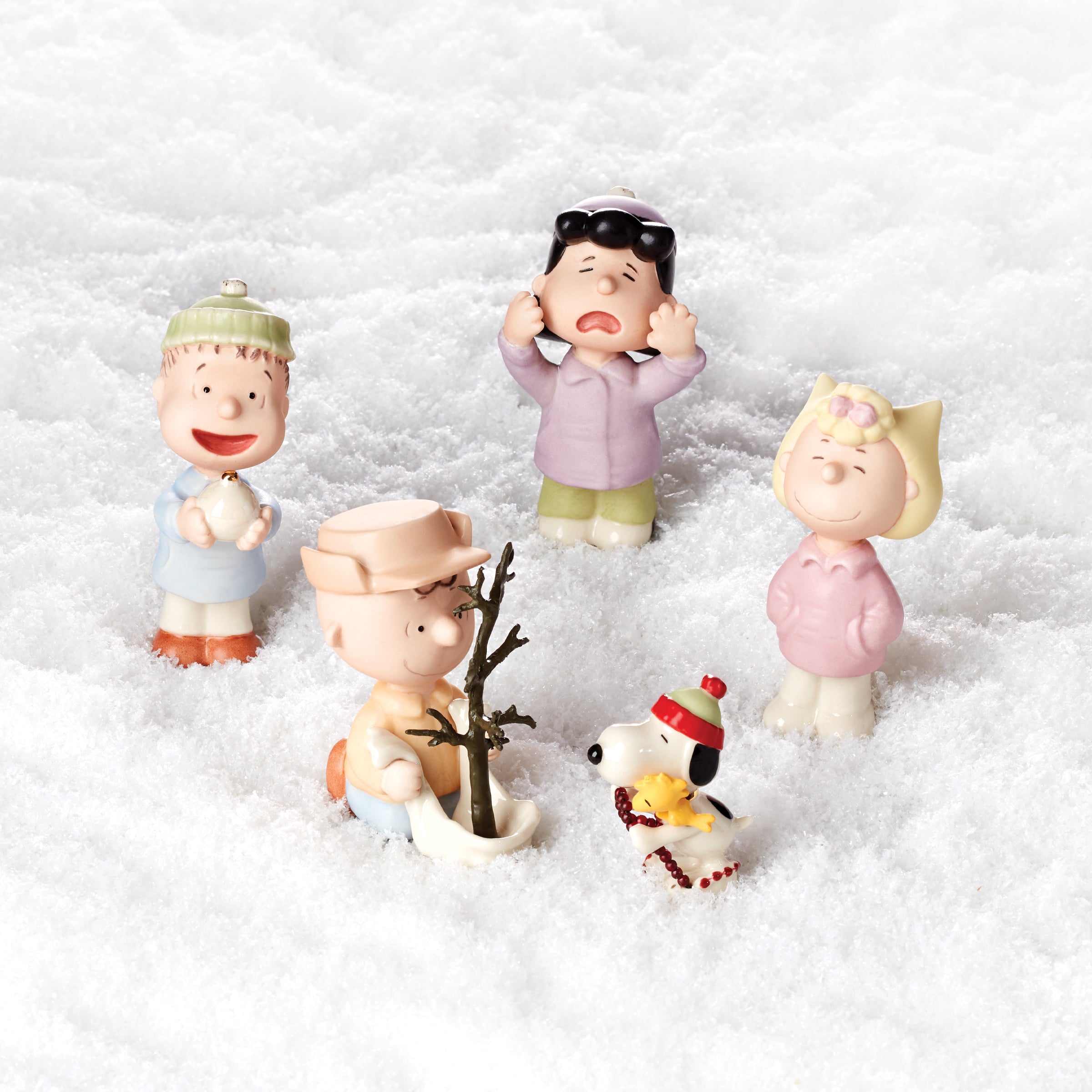 "Peanuts 5-Piece ""A Charlie Brown Christmas"" Figurine Set"
