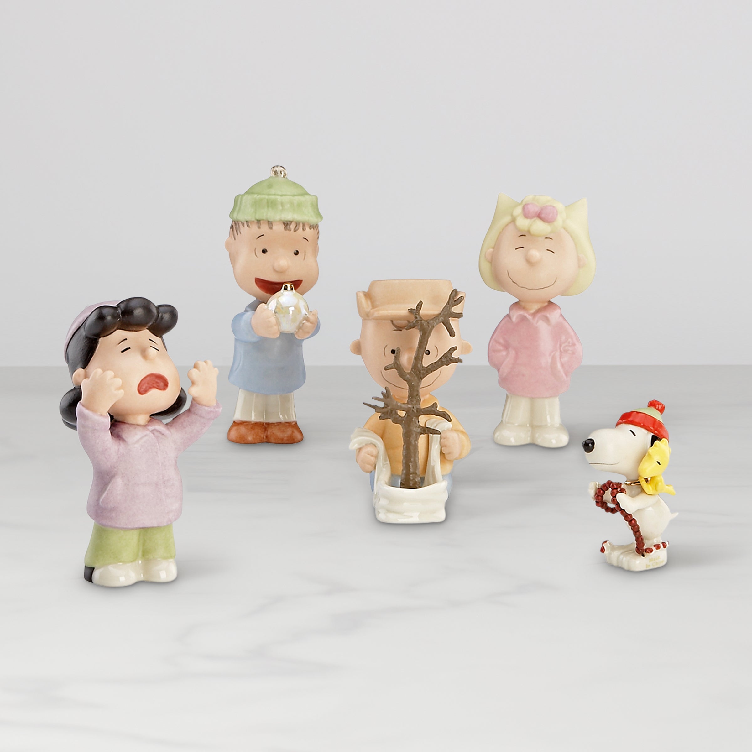"Peanuts 5-Piece ""A Charlie Brown Christmas"" Figurine Set"