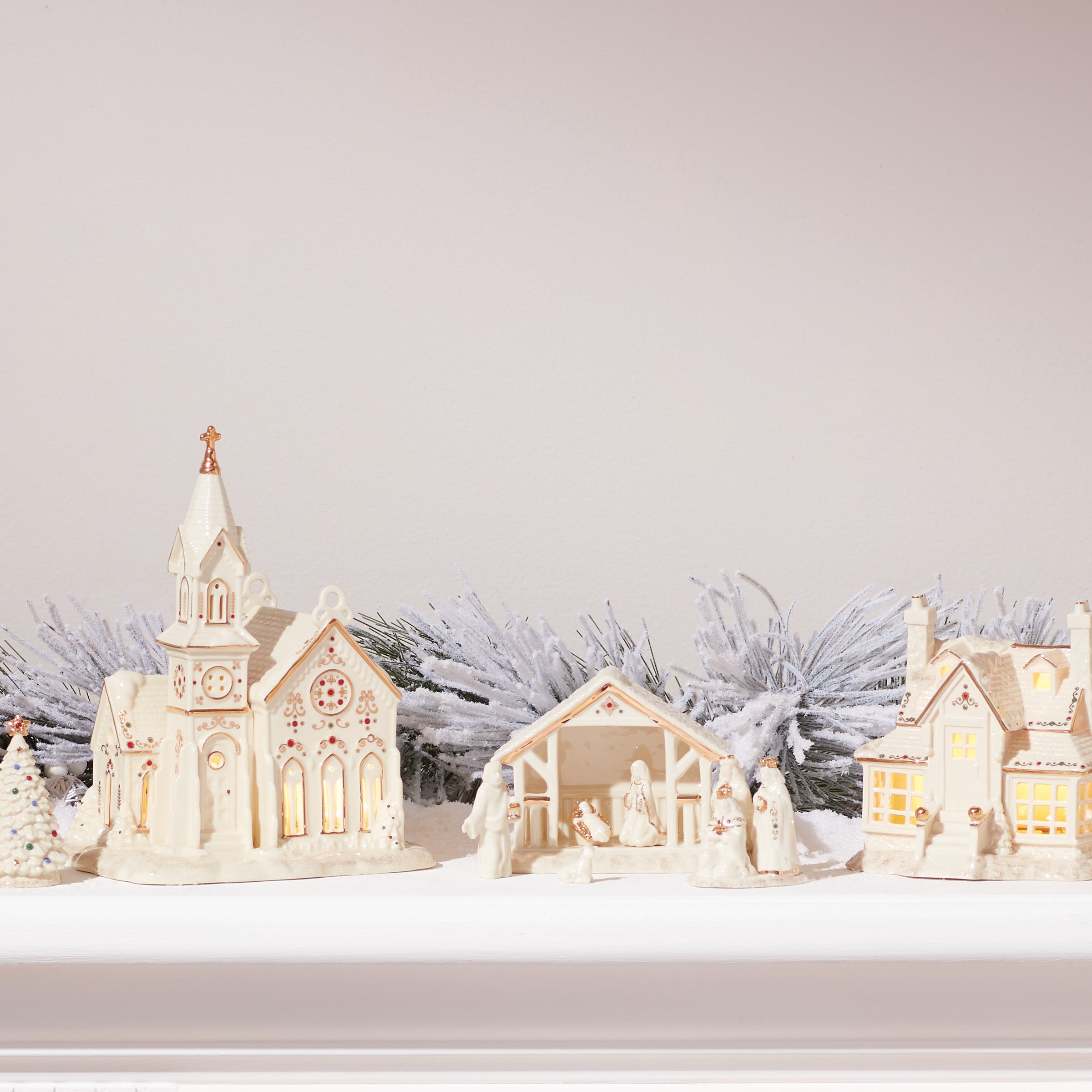 Mistletoe Park 6-Piece Manger Figurine Set