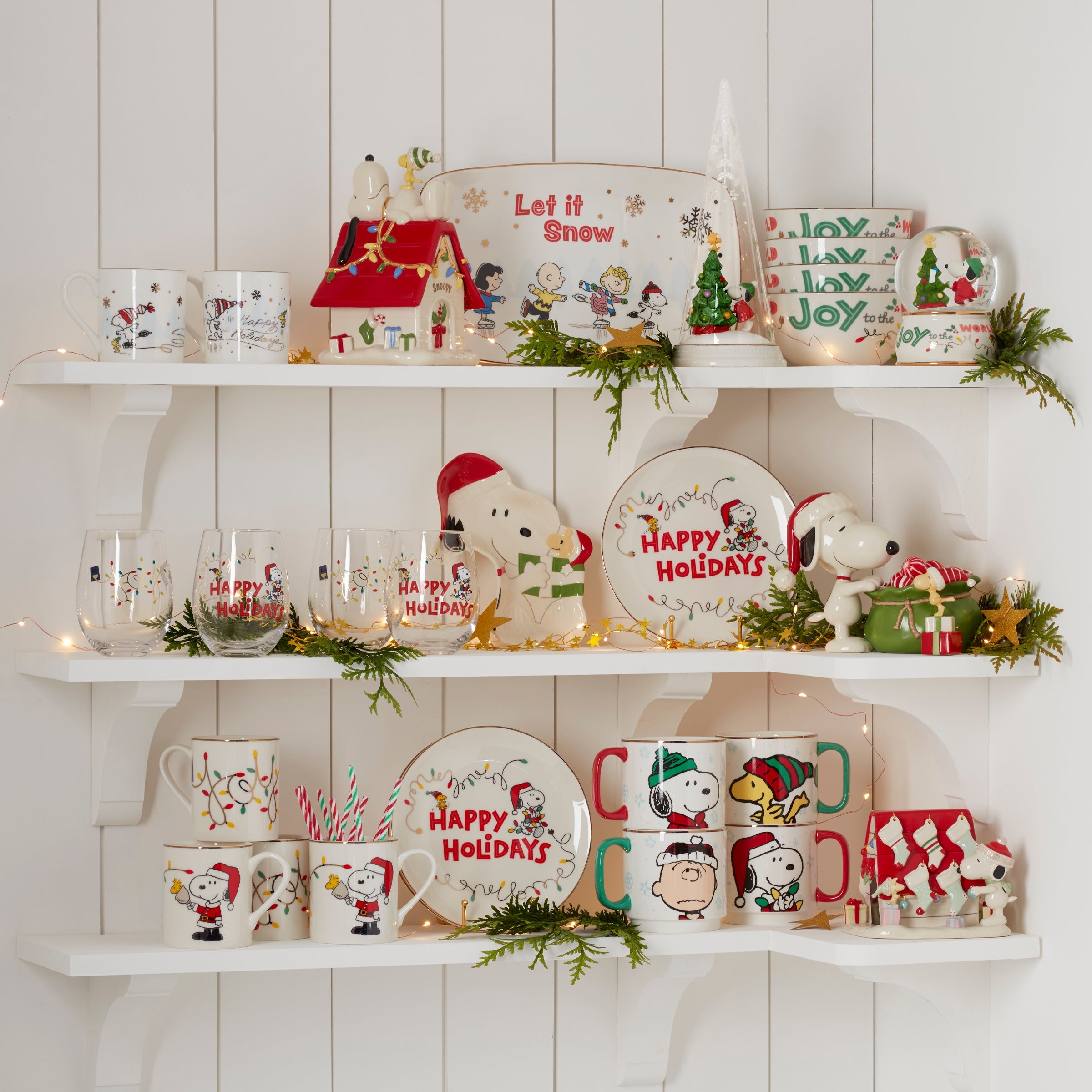 Snoopy Christmas 12-Piece Dessert Set