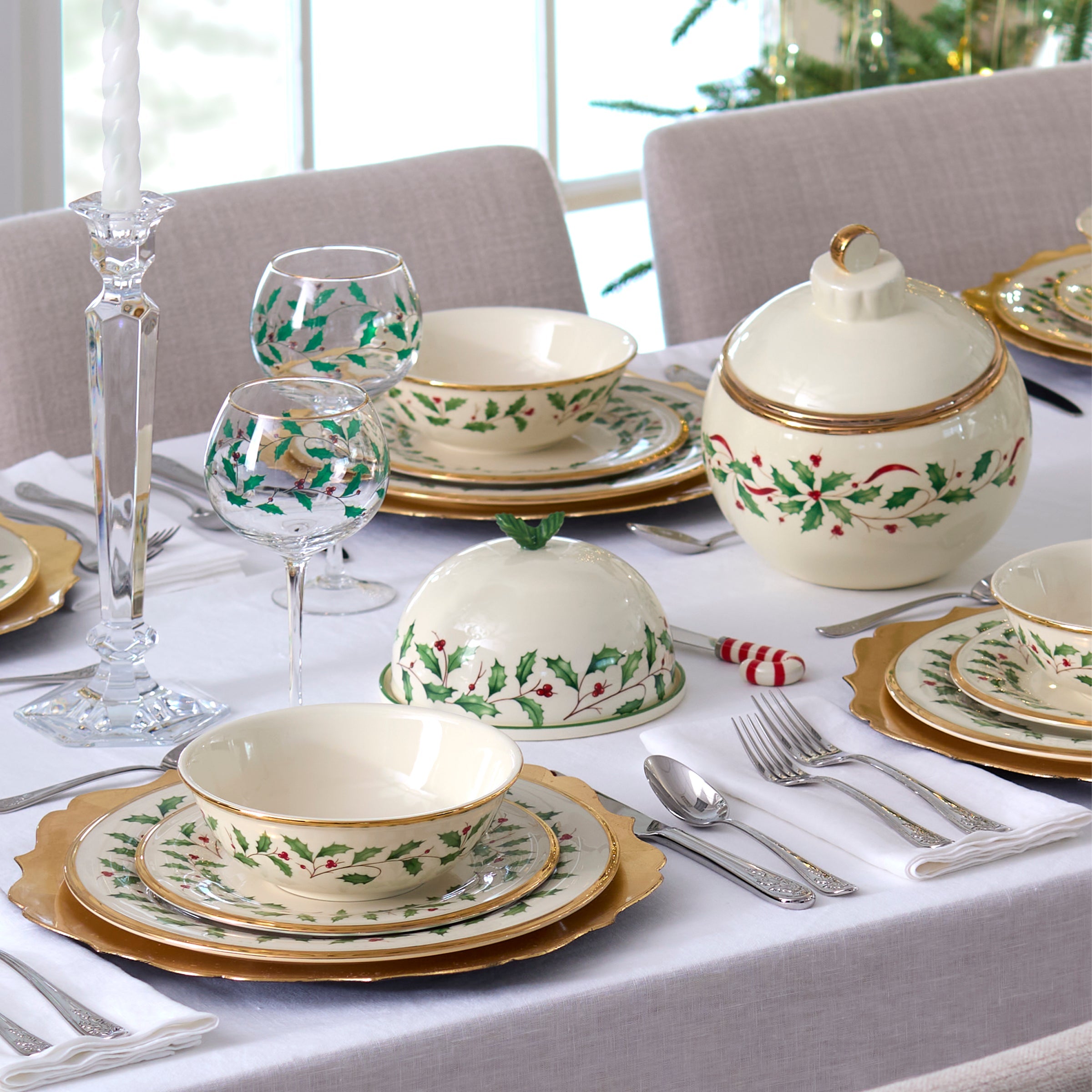 Holiday Place Setting Bowls - Set of 4