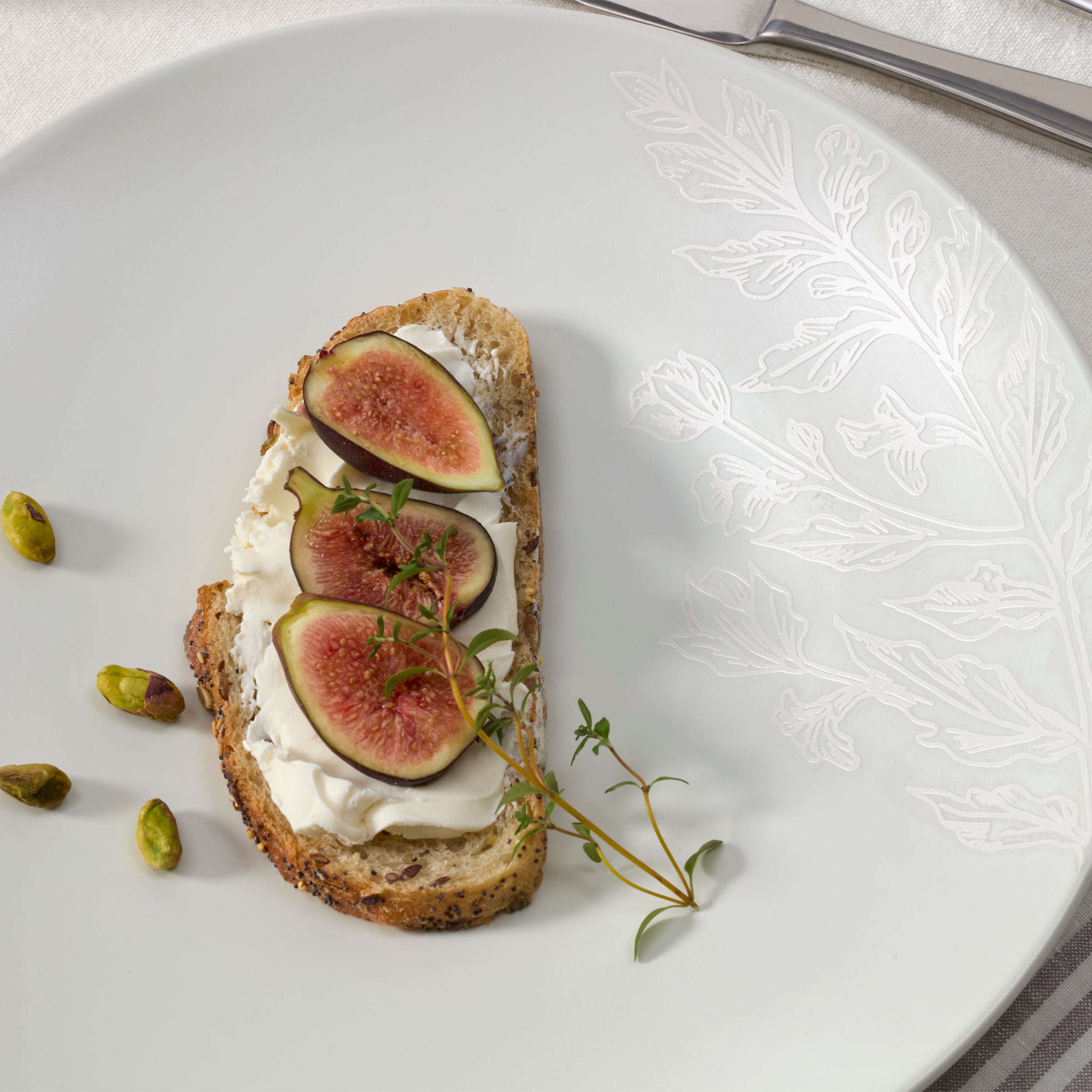 Roseto White 12-Piece Dinnerware Set