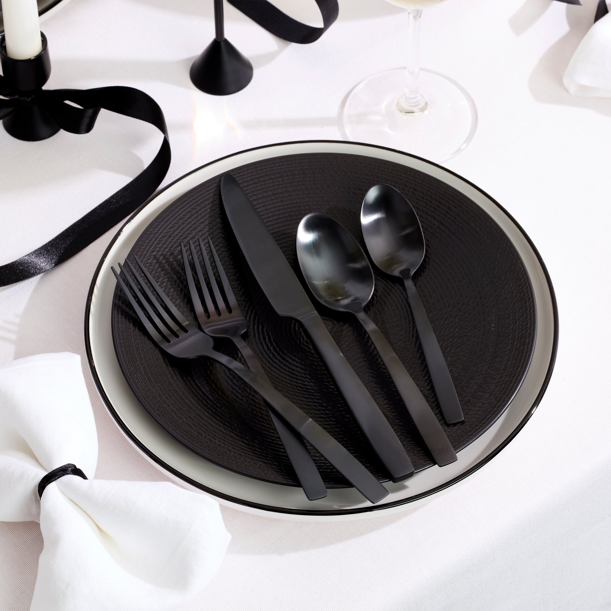 24 Seven Black Rim 12-Piece Dinnerware Set