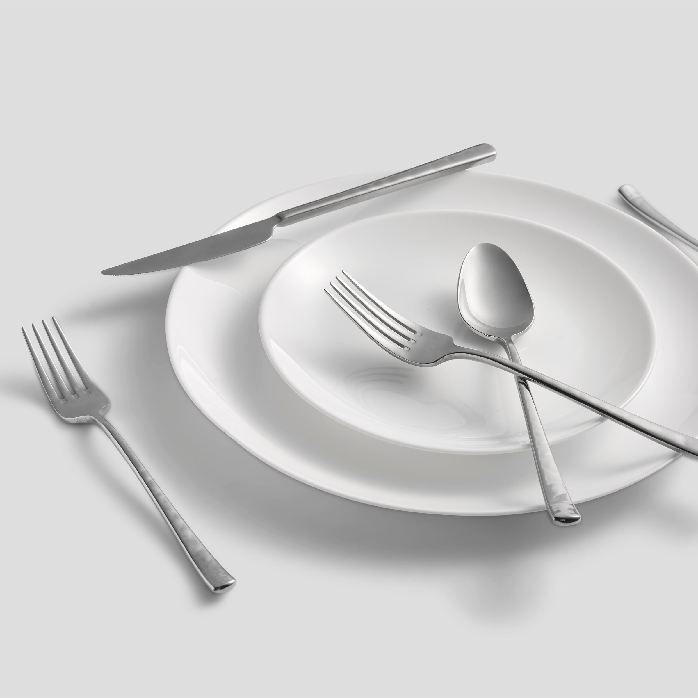 Almada Mirror 20 Piece Flatware Set
